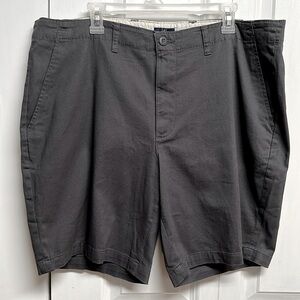 George Charcoal Sky Gray Above Knee Shorts Size 40 NWT